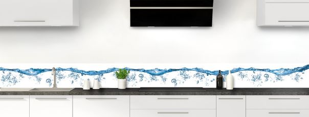 Crédence de cuisine Water Splash Bleu frise motif inversé
