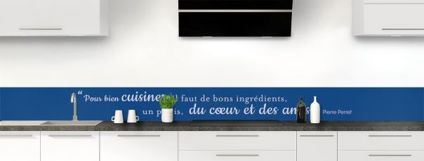 Crédence de cuisine Bien cuisiner couleur Bleu électrique frise