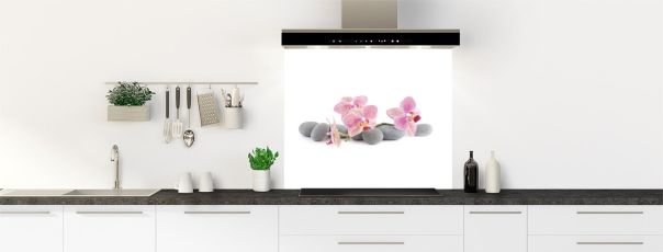 Crédence de cuisine Galets et fleurs d'orchidée fond de hotte motif inversé