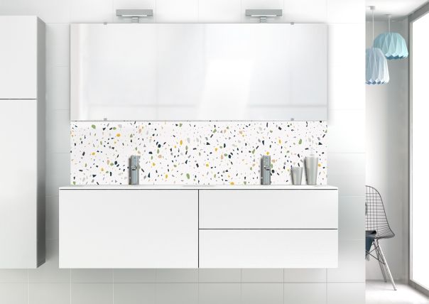 Crédence de vasque en terrazzo au design original pour déco de salle de bain personnalisée sur mesure