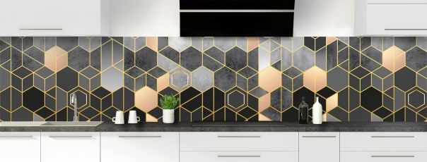 Panneau mural de cuisine tendance déco avec cubes, hexagones et tracés dorés sur fond gris, rose blush et noir