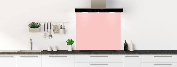 Fond de hotte couleur Quartz rose sur mesure pour rénover votre cuisine.