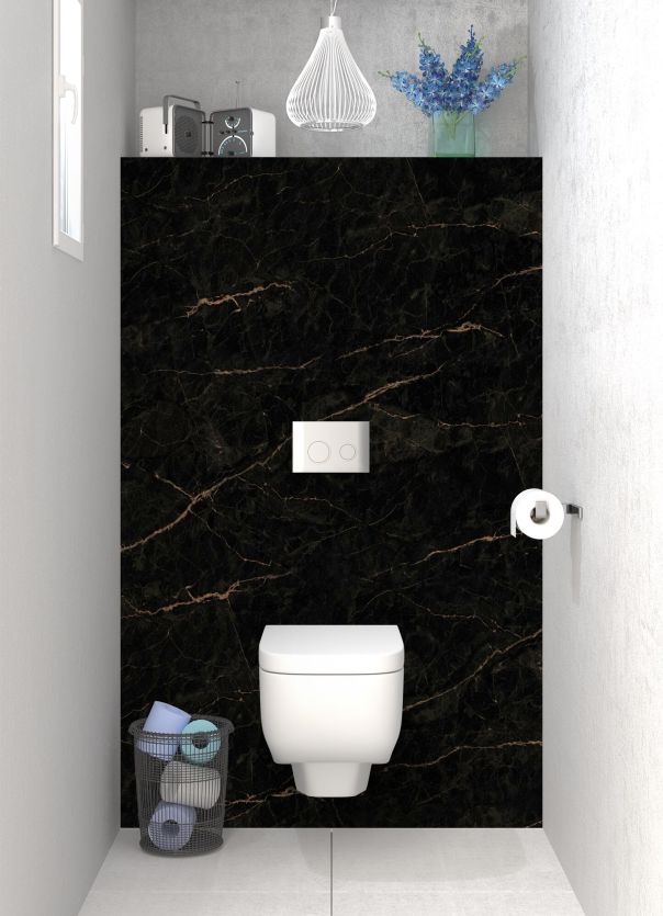 Déco de wc chic et élégante imitation marbre noir sur mesure pour la salle de bain