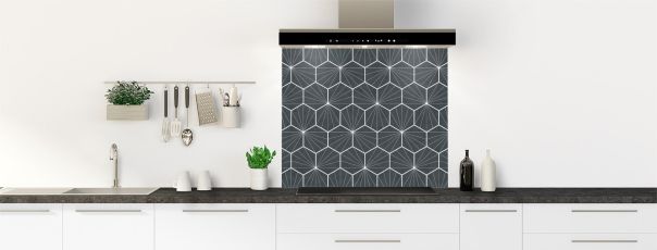 Crédence de cuisine Carreaux de ciment hexagonaux couleur Gris anthracite fond de hotte