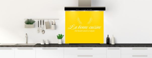 Crédence de cuisine La cuisine est un art couleur Mimosa fond de hotte