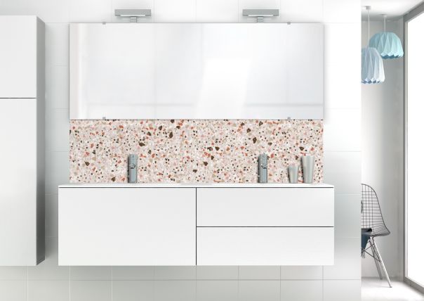 Un effet de style terrazzo pour un lave main avec imitation éclats de pierre naturelle teintes terracotta