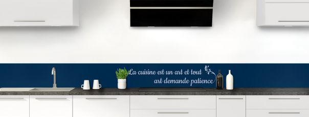 Crédence de cuisine Citation  couleur Bleu nuit frise