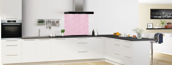 Crédence de cuisine Mosaique petits coeurs couleur Saphir rose fond de hotte en perspective