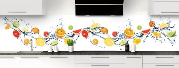 Crédence de cuisine originale avec des fruits et agrumes pour une gastronomie créative et rafraîchissante