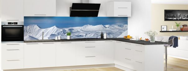 Crédence de cuisine Montagnes enneigées couleur panoramique en perspective